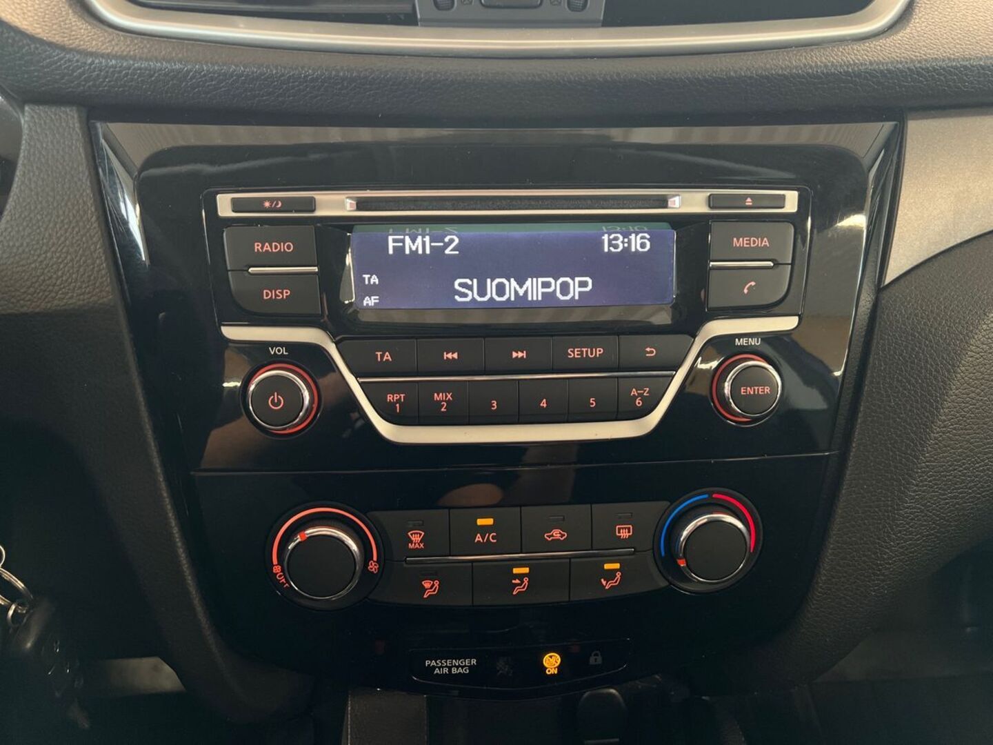 NISSAN Qashqai 2014