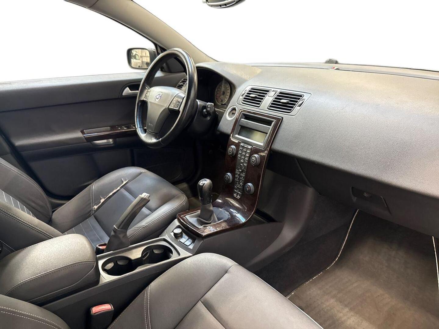 VOLVO V50 2005