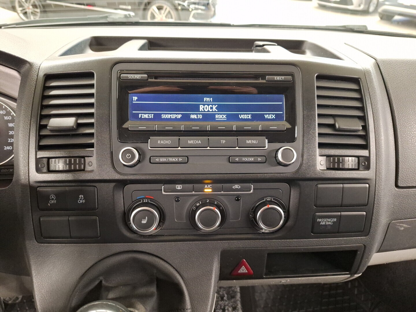 VOLKSWAGEN Transporter 2014