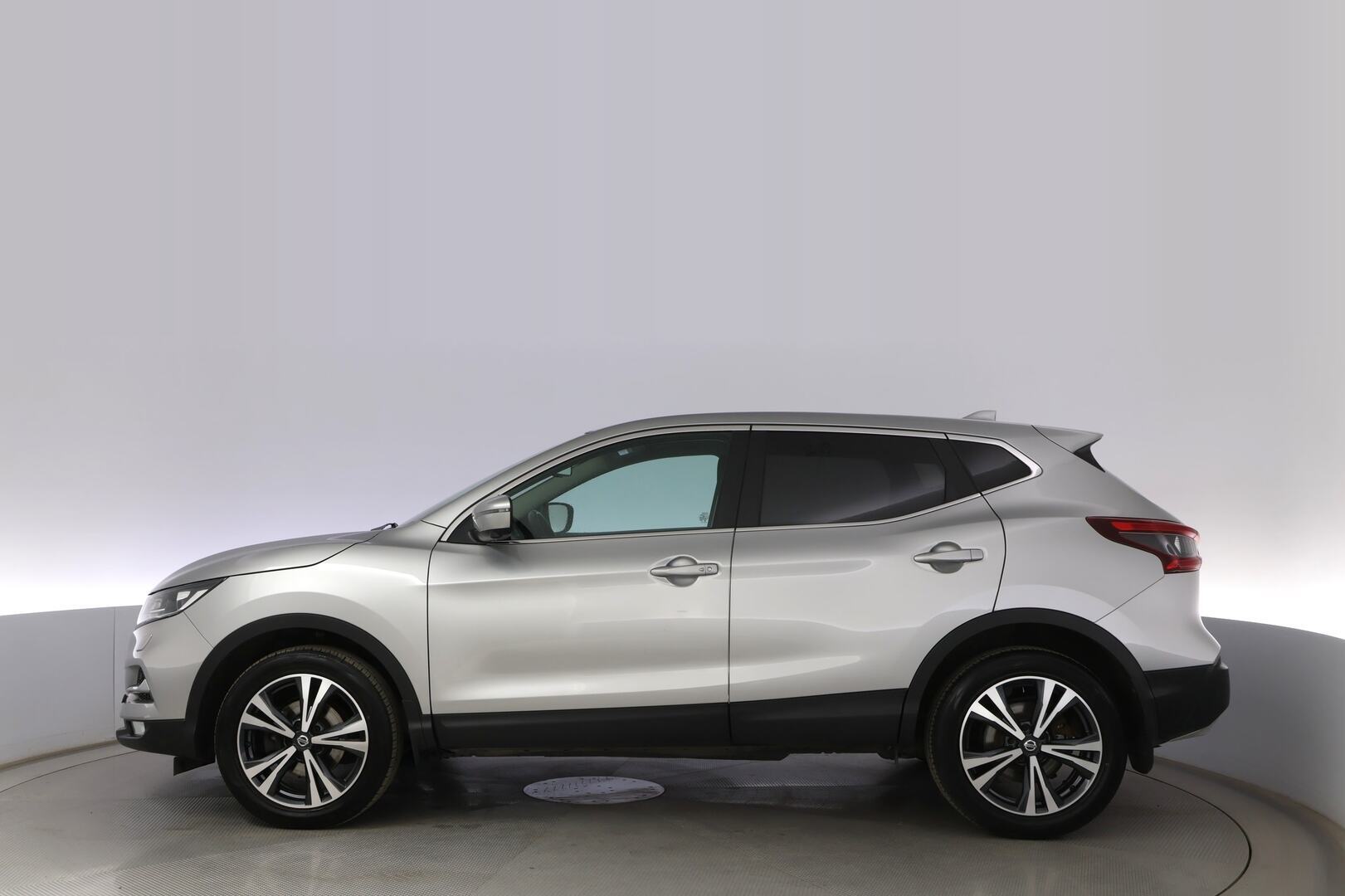 NISSAN Qashqai 2018