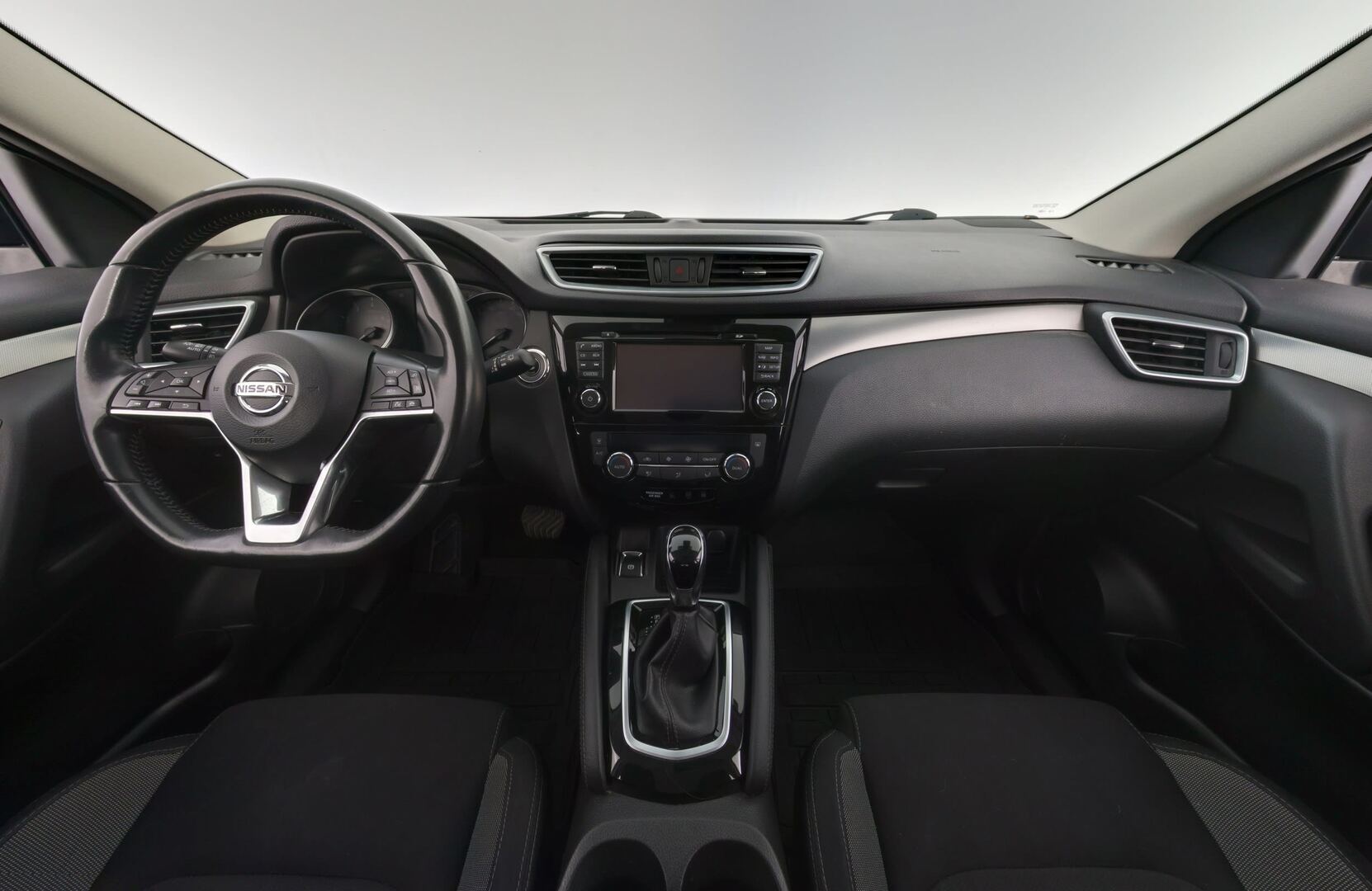 NISSAN Qashqai 2018
