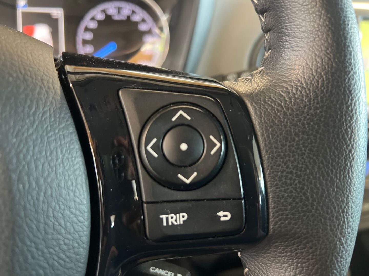 TOYOTA Yaris 2018