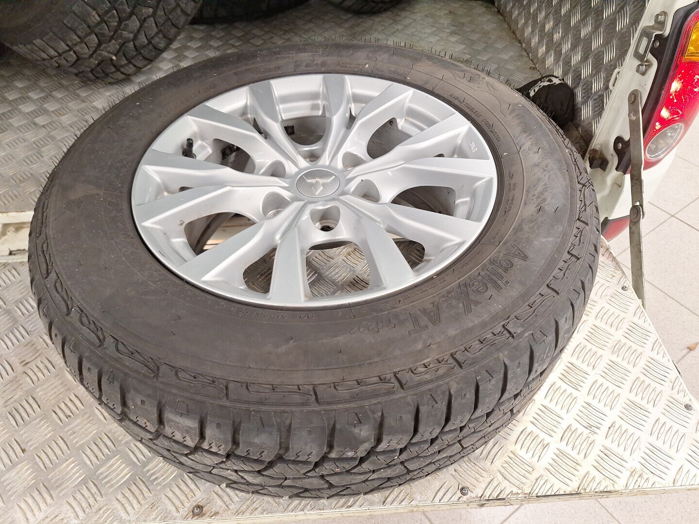 MITSUBISHI L200 2014