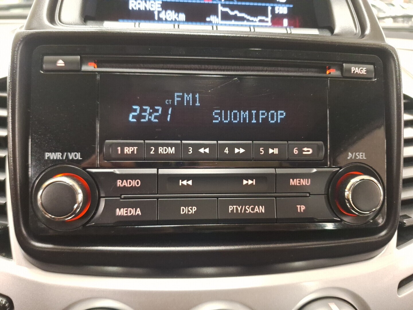 MITSUBISHI L200 2014