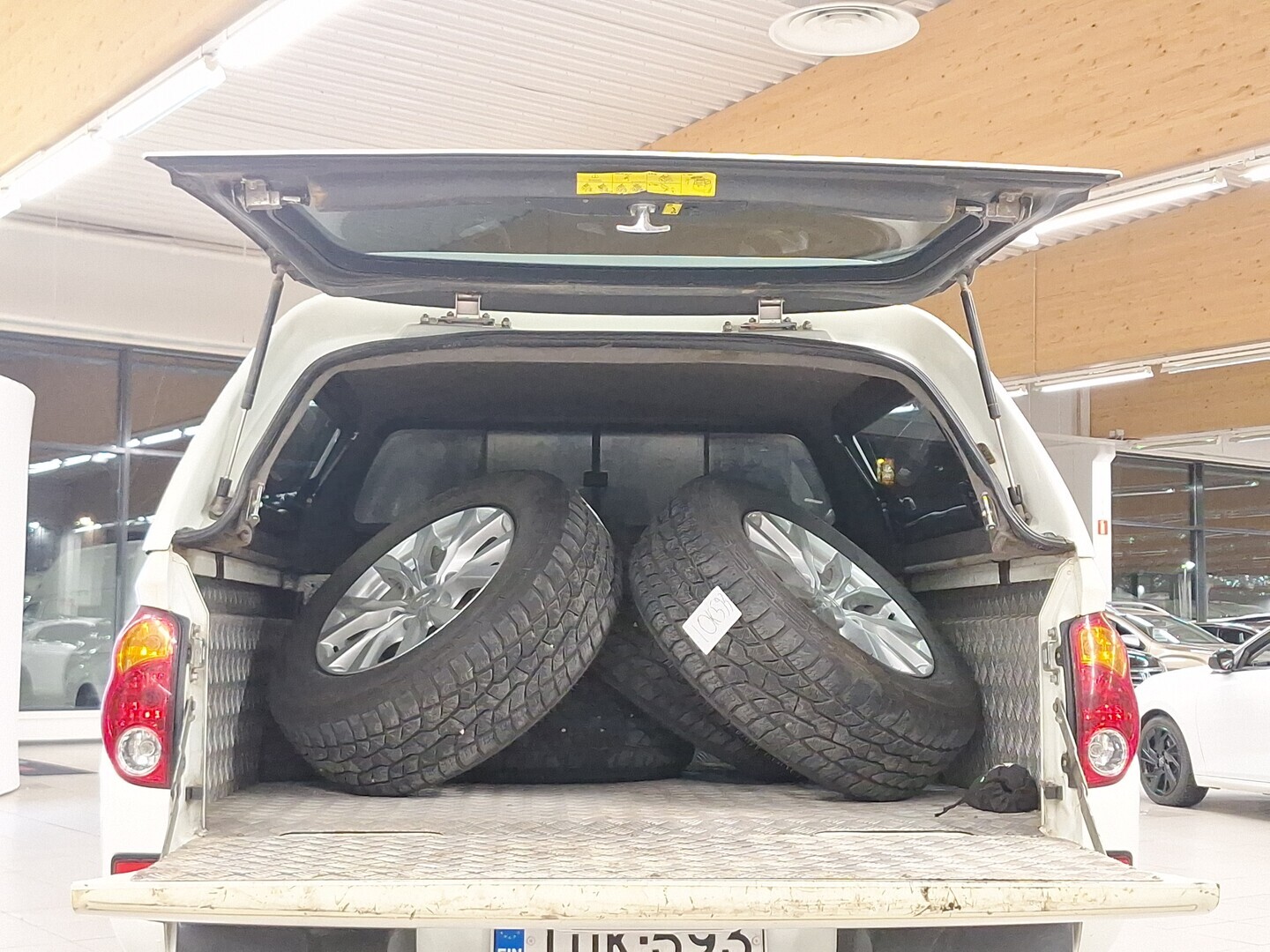 MITSUBISHI L200 2014