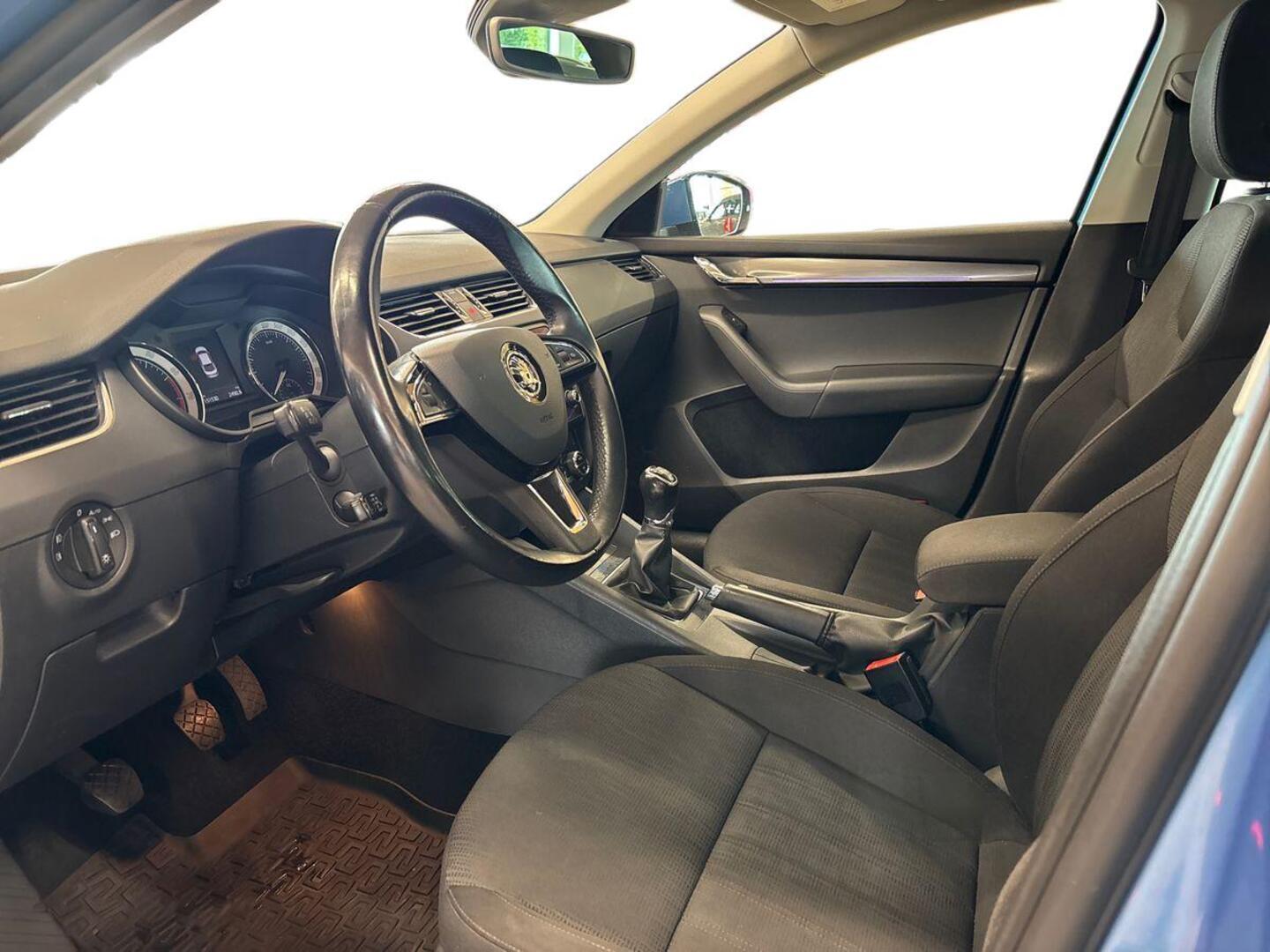 SKODA Octavia 7