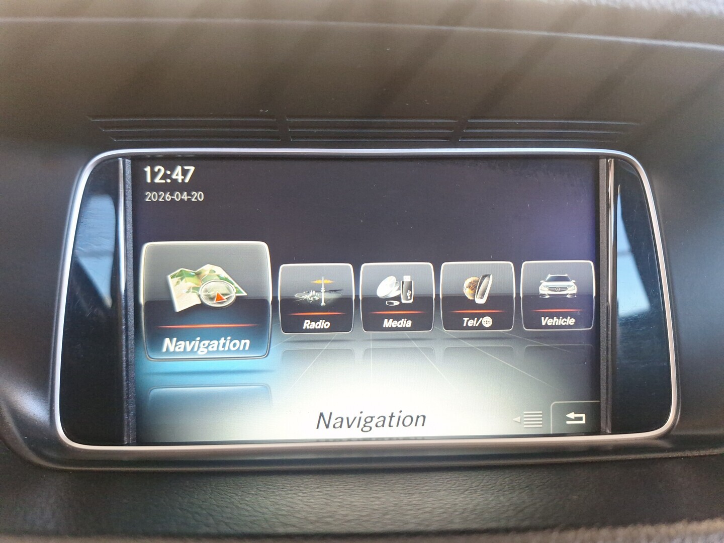 MERCEDES-BENZ E 2015