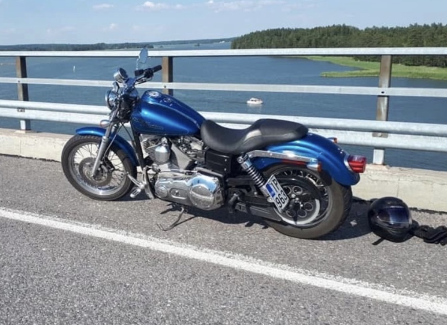 HARLEY-DAVIDSON DYNA 2005