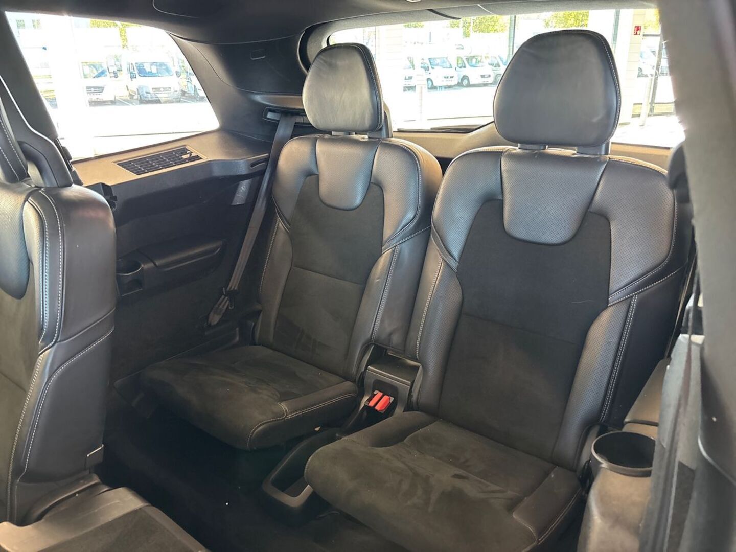 VOLVO XC90 13