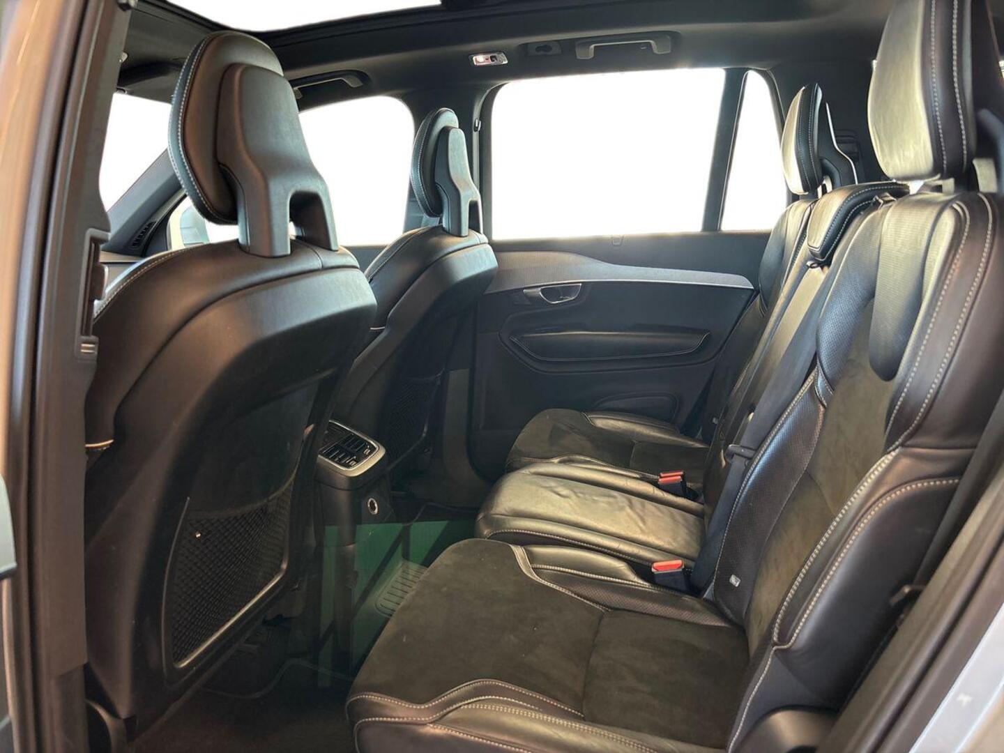 VOLVO XC90 8