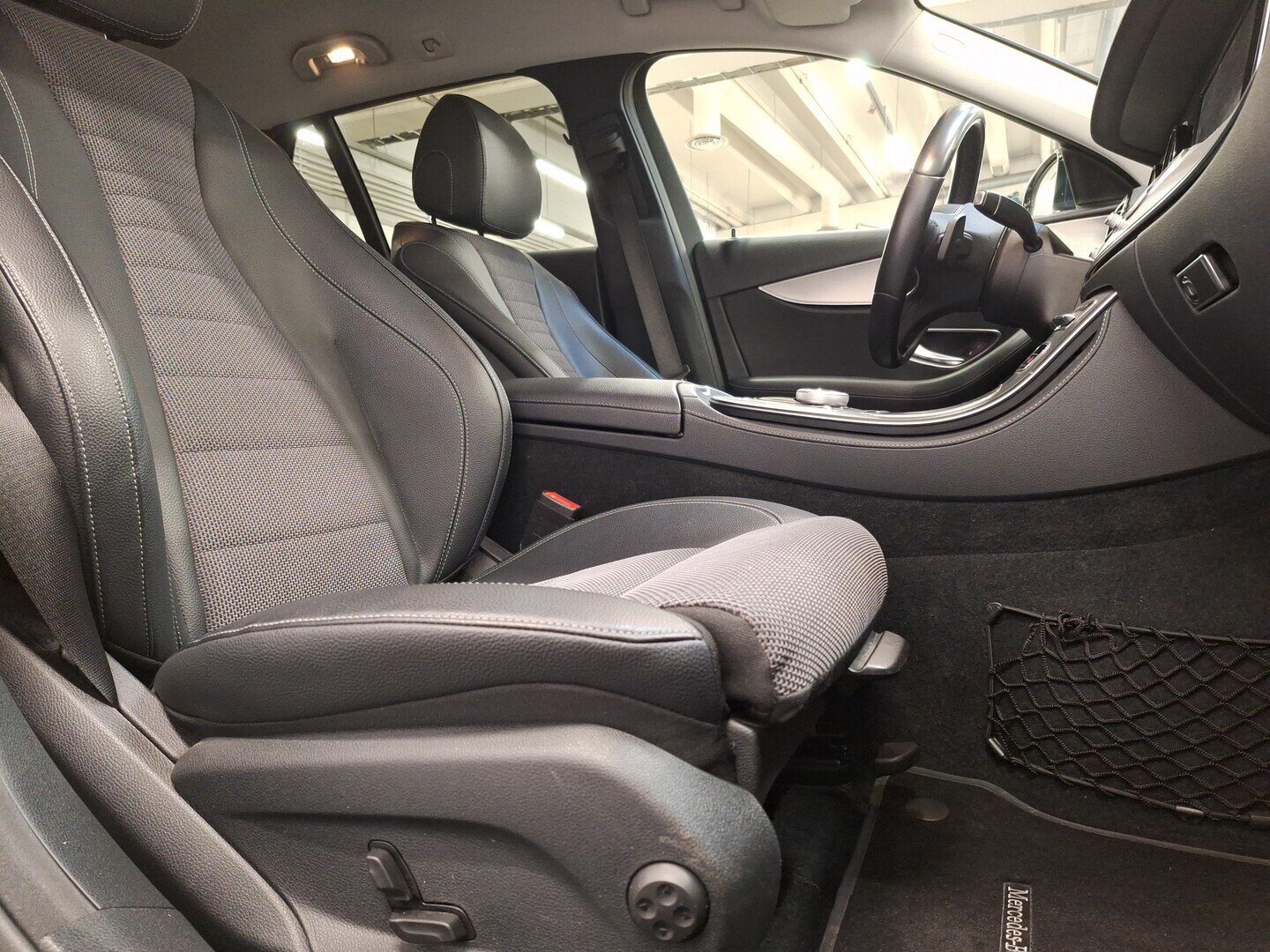 MERCEDES-BENZ E 2018