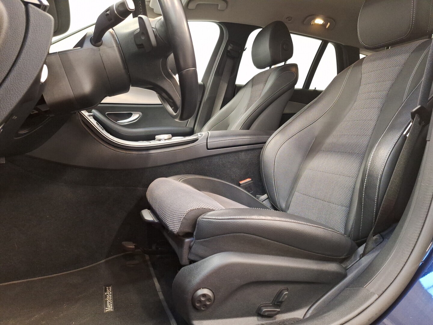 MERCEDES-BENZ E 2018