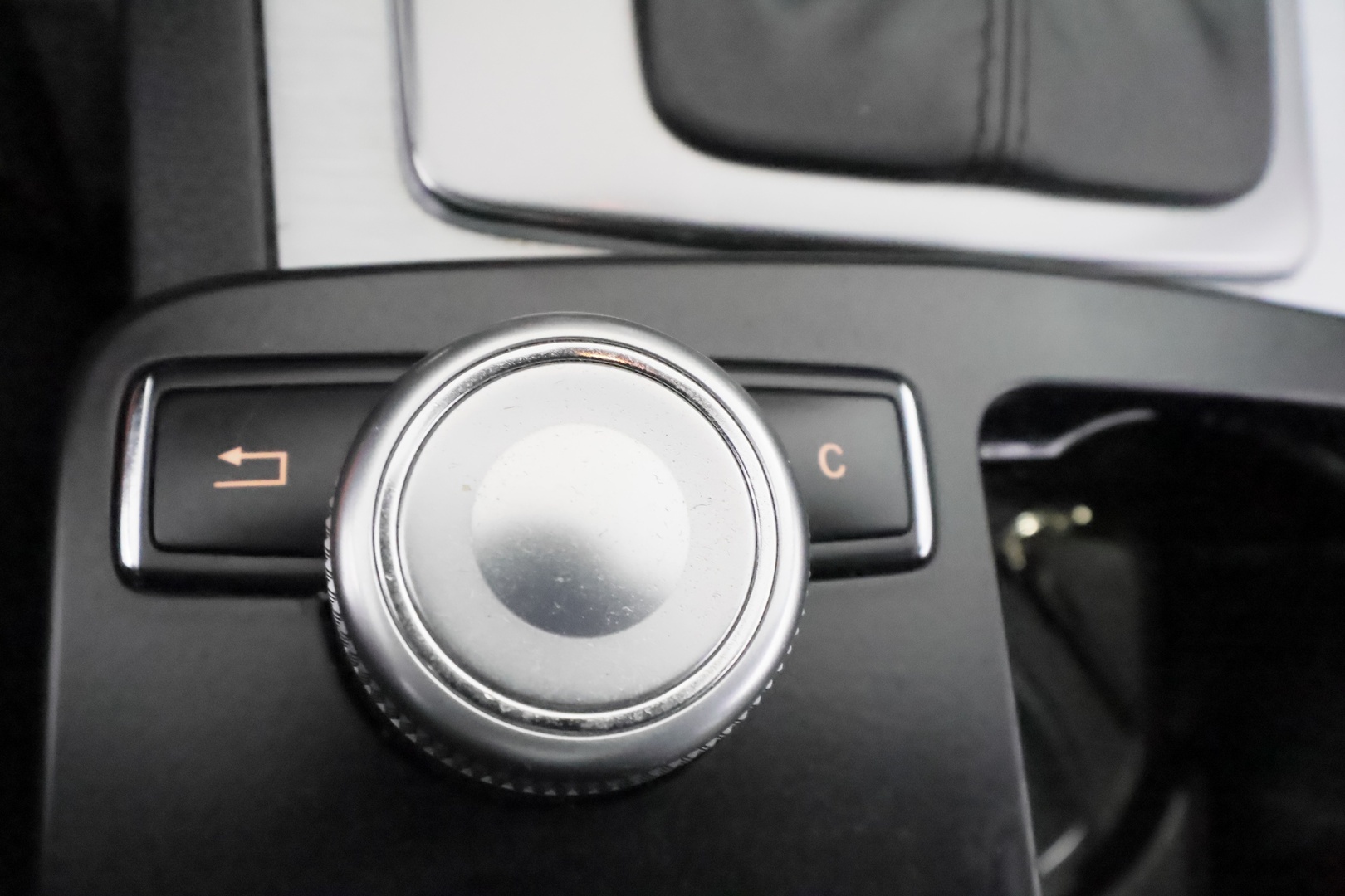 MERCEDES-BENZ C 2010