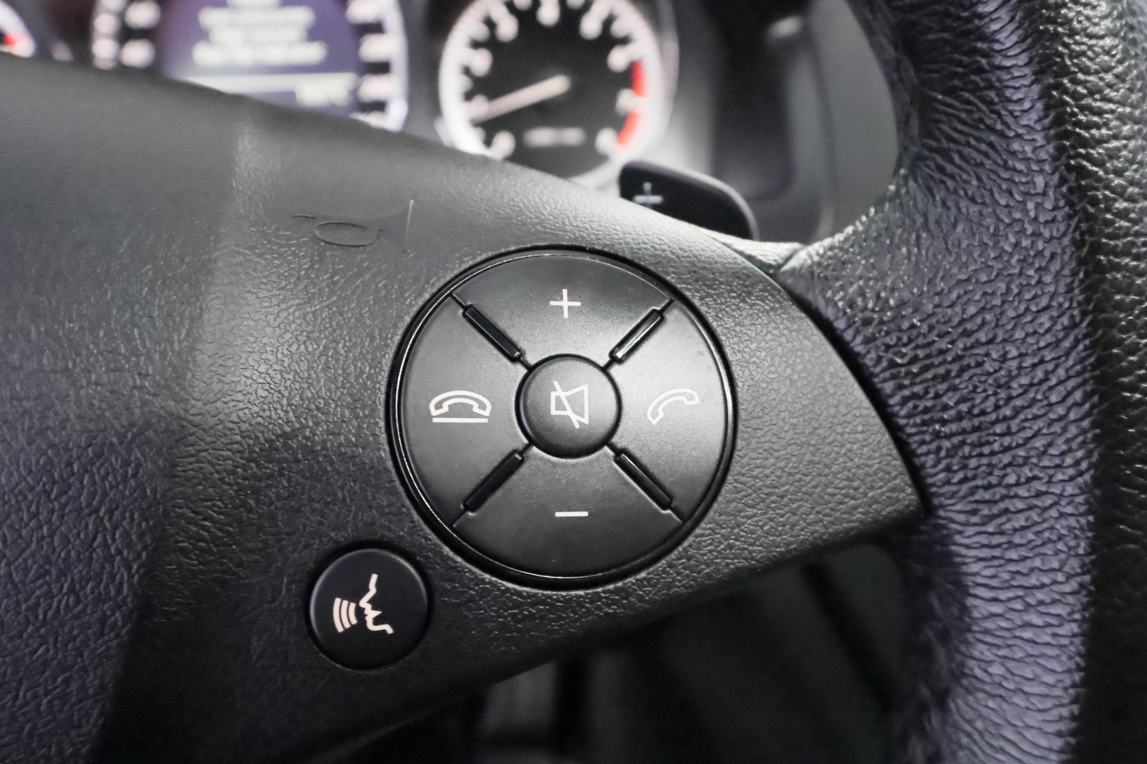 MERCEDES-BENZ C 2010