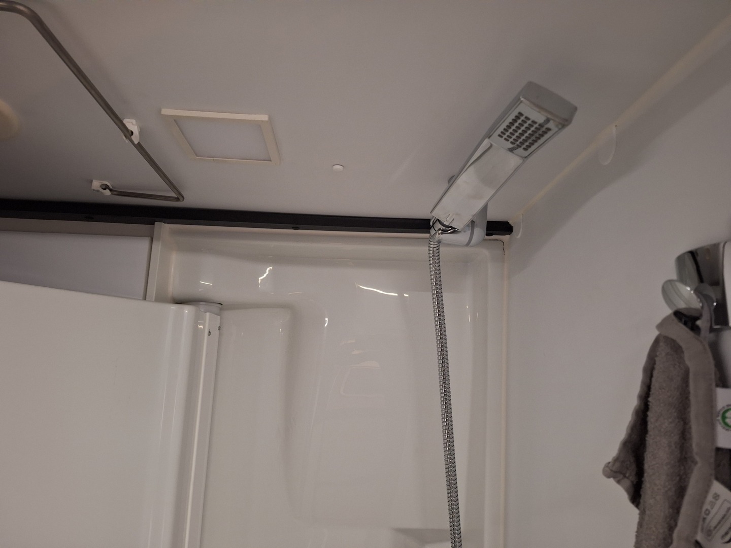 ADRIA TWIN 640 SGX 2021