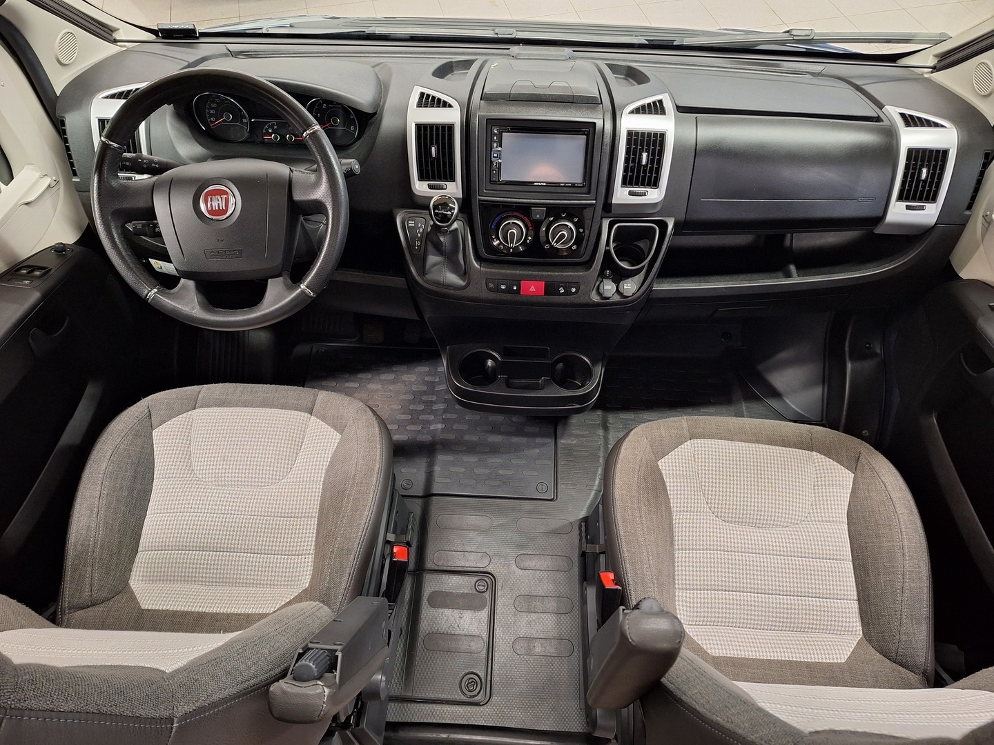 ADRIA TWIN 640 SGX 2021