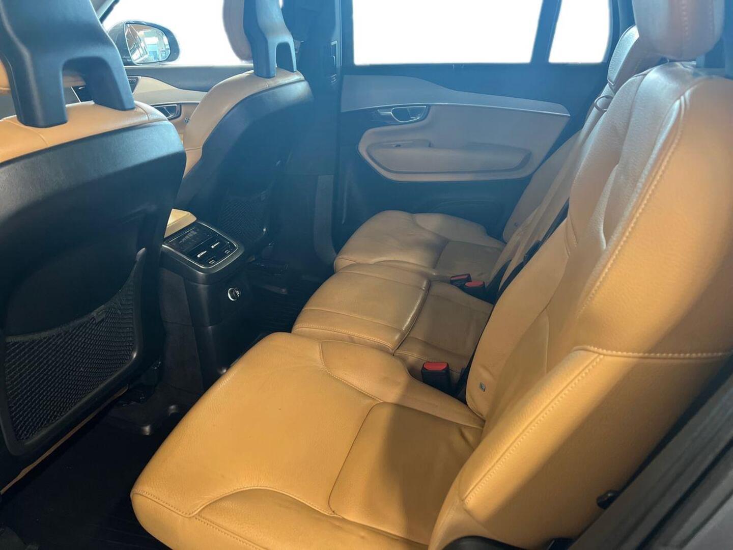 VOLVO XC90 2016