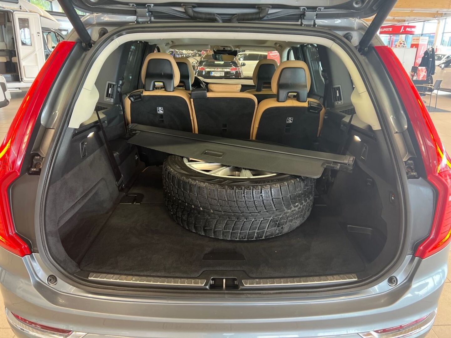 VOLVO XC90 2016
