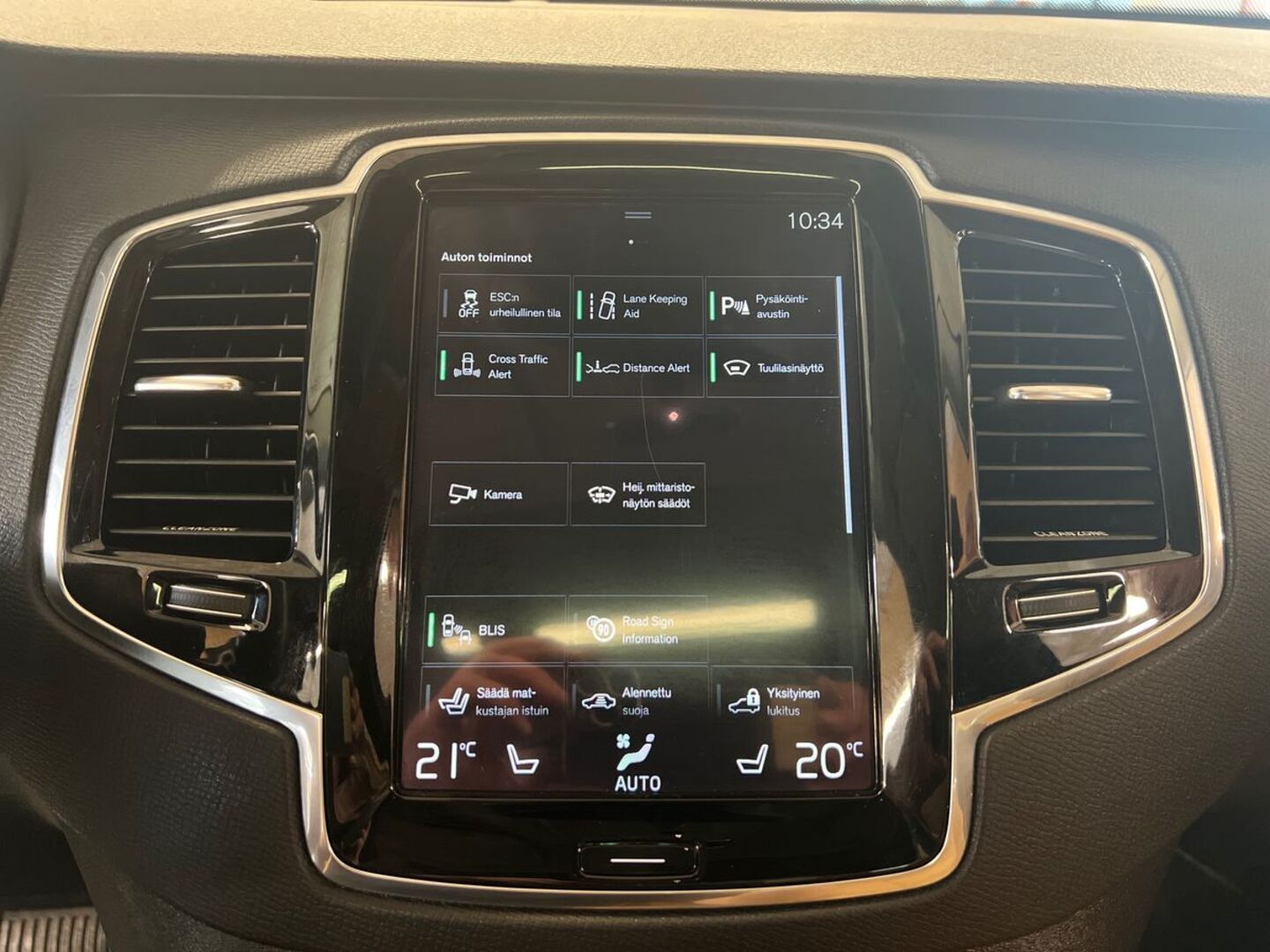 VOLVO XC90 2016