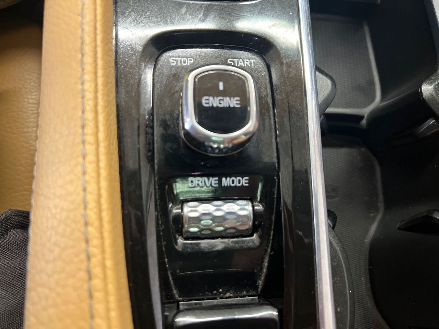 VOLVO XC90 2016