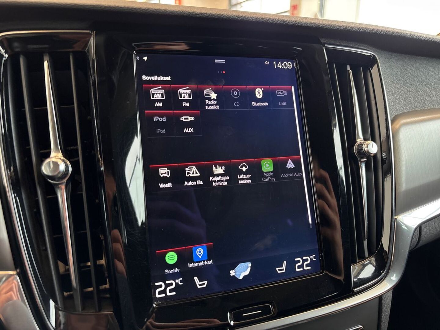 VOLVO V90 2017