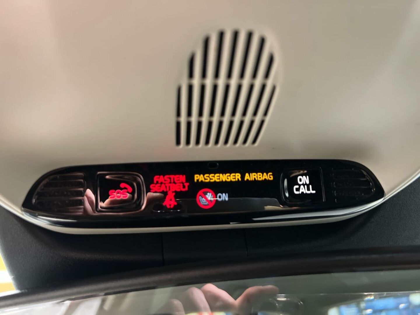 VOLVO V90 24