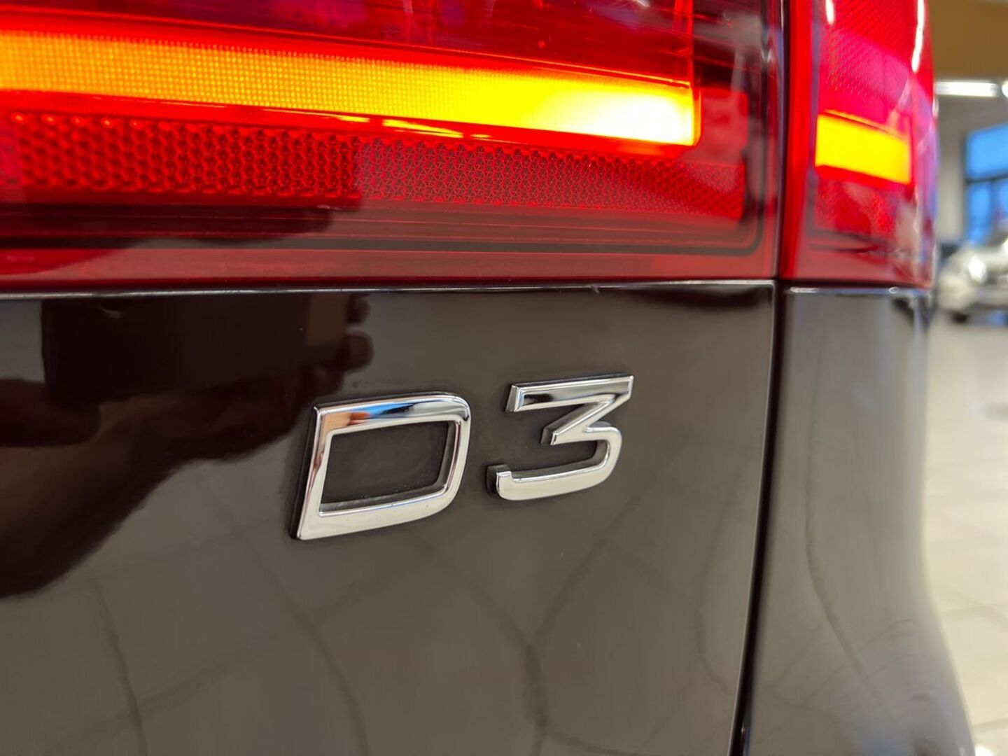 VOLVO V90 36
