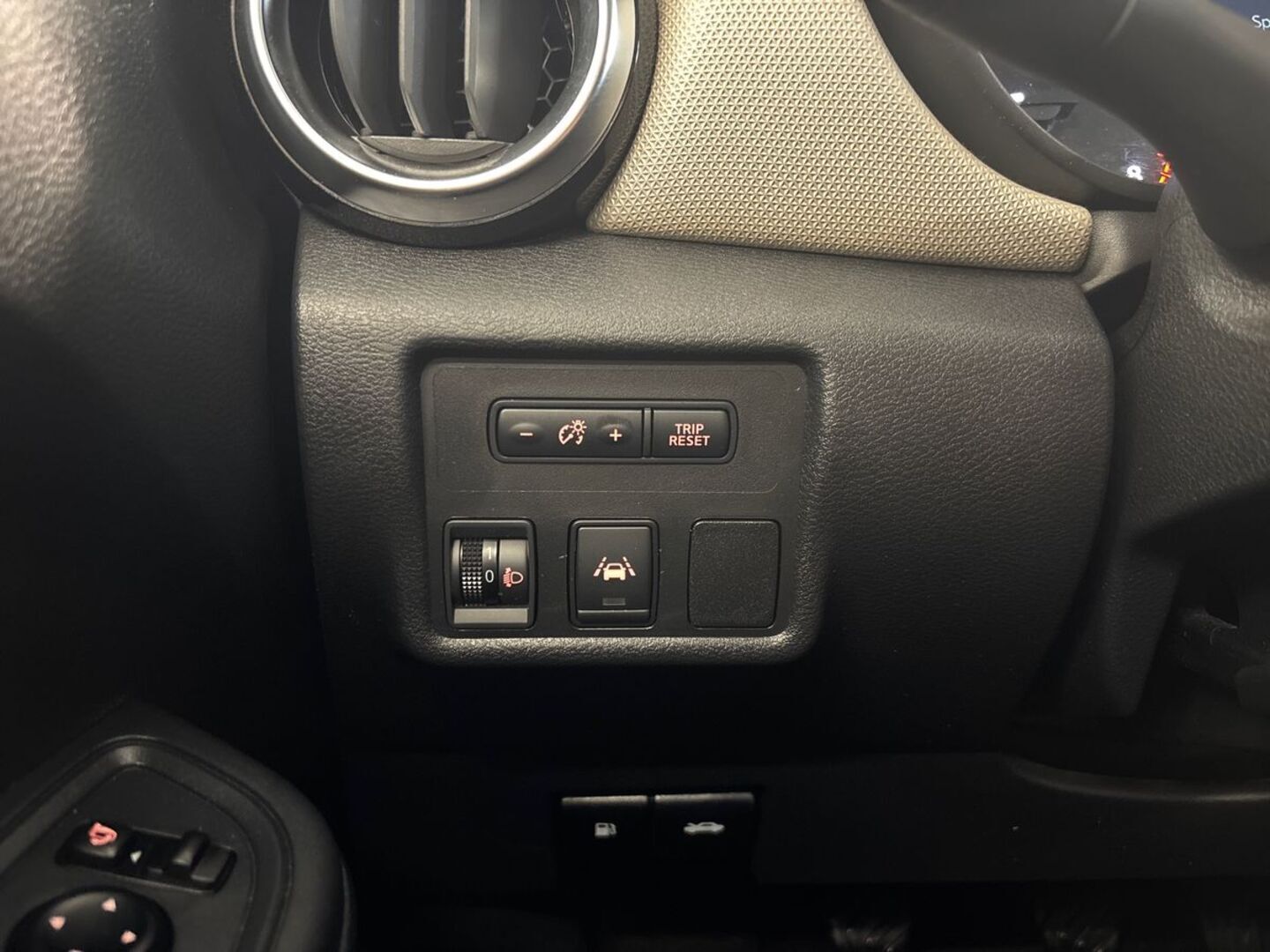 NISSAN Micra 2018