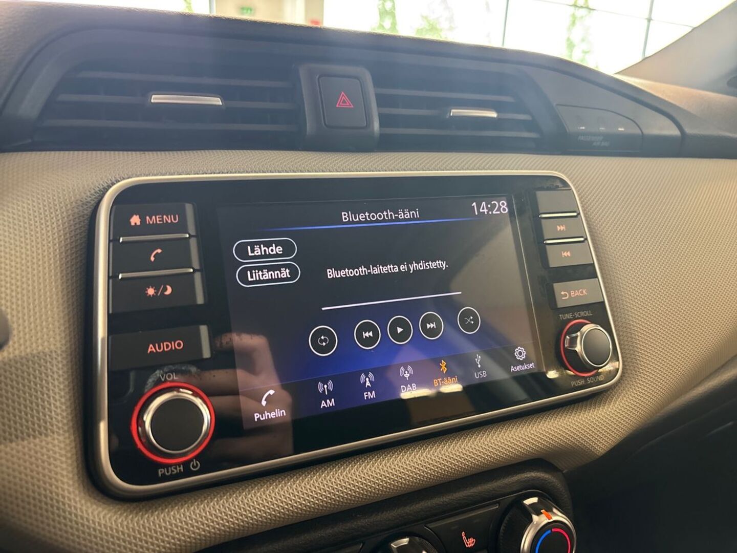NISSAN Micra 2018