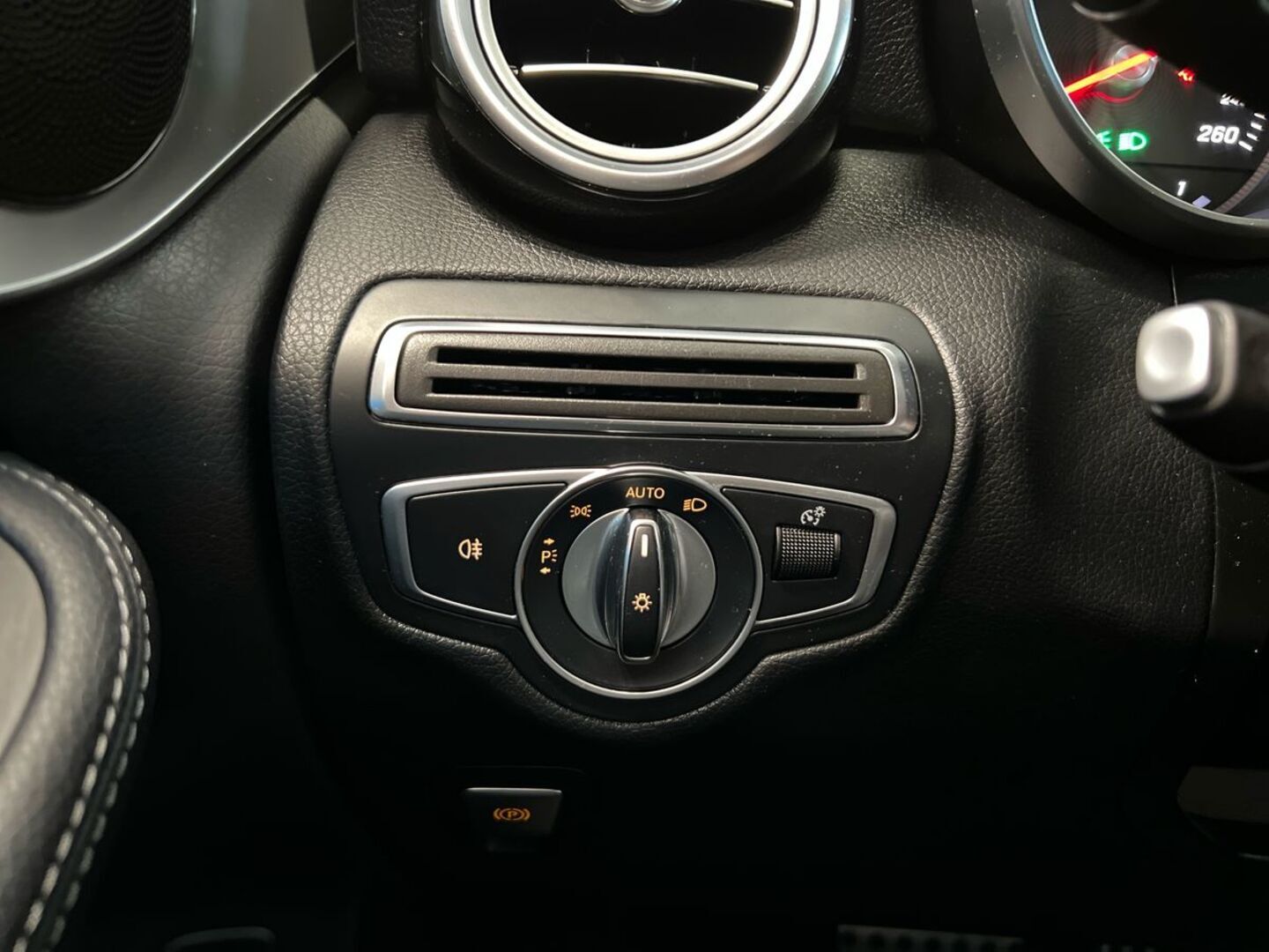MERCEDES-BENZ GLC 2018