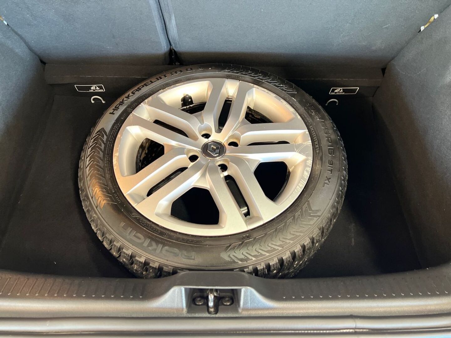 RENAULT Clio 25