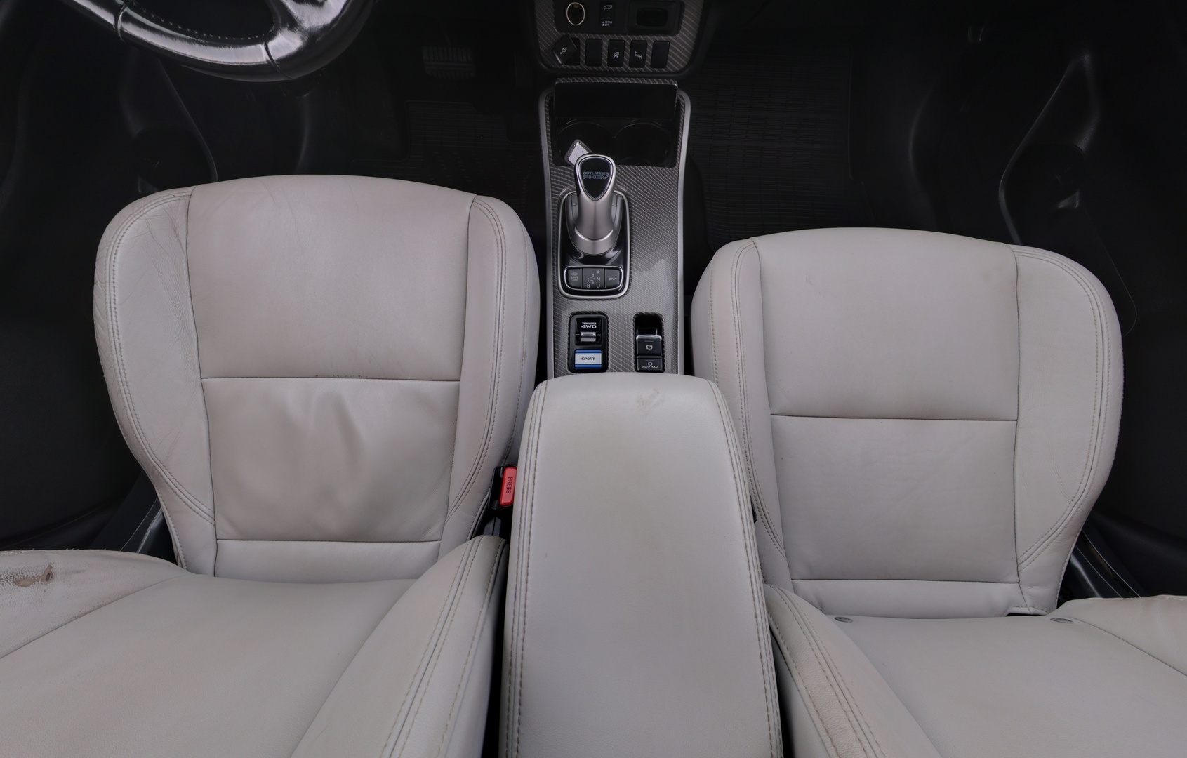 MITSUBISHI Outlander PHEV 2019