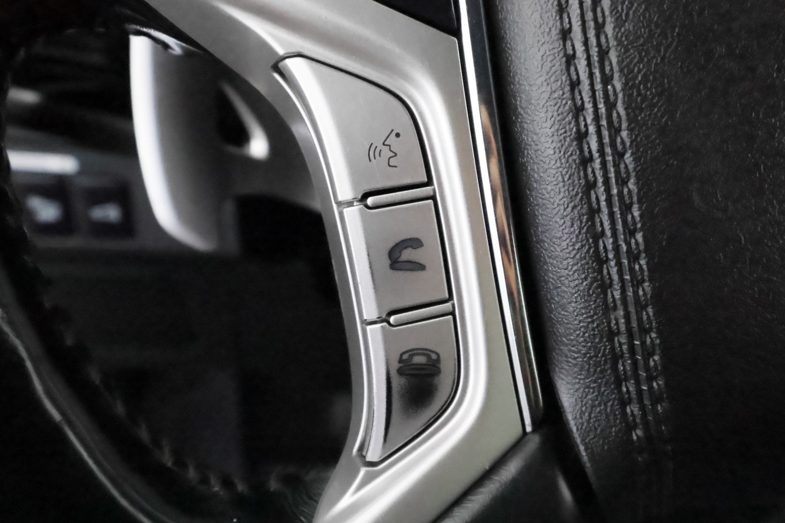 MITSUBISHI Outlander PHEV 2019