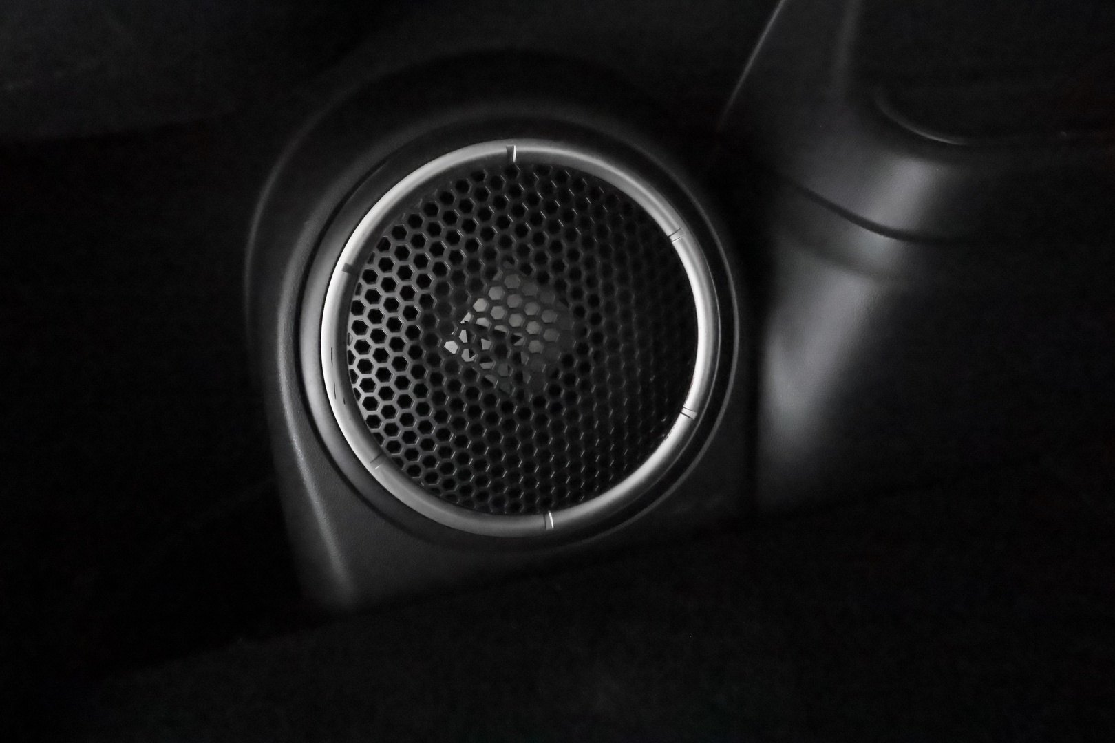 MITSUBISHI Outlander PHEV 2019