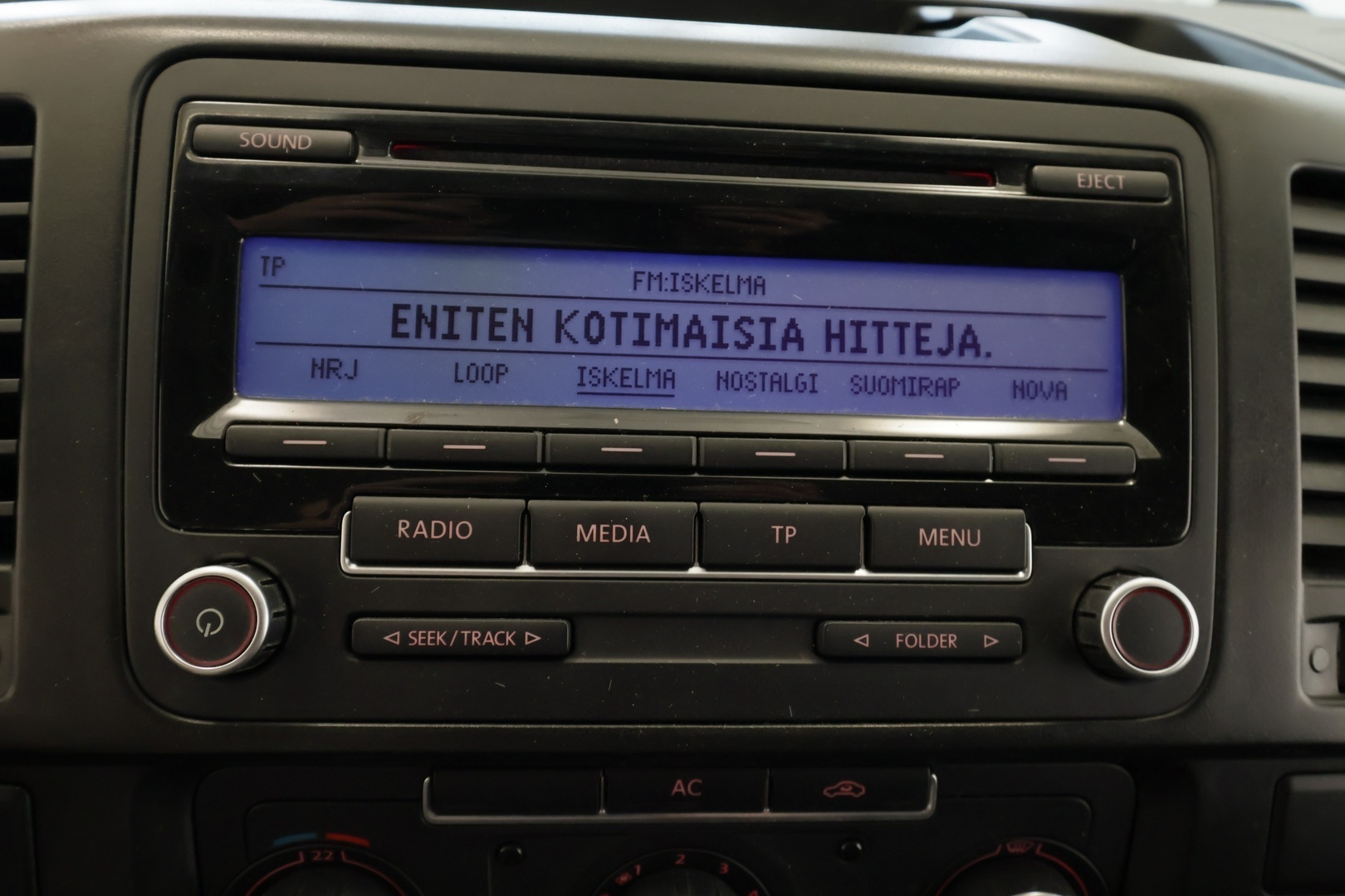 VOLKSWAGEN Transporter 2011