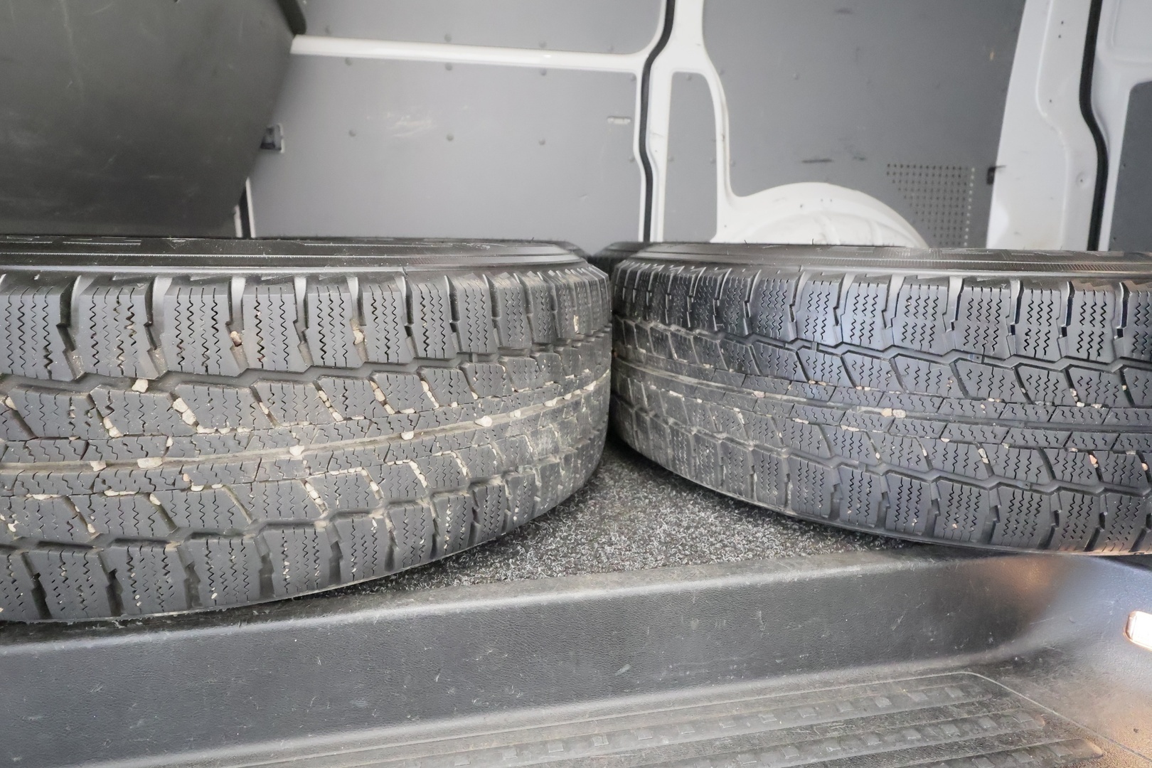 VOLKSWAGEN Transporter 2011