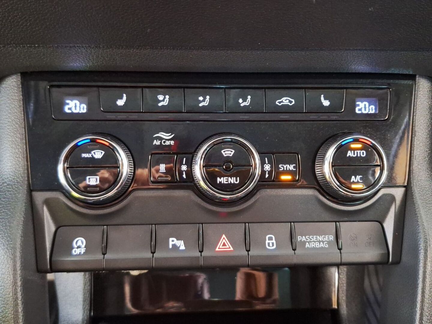 SKODA Karoq 2020