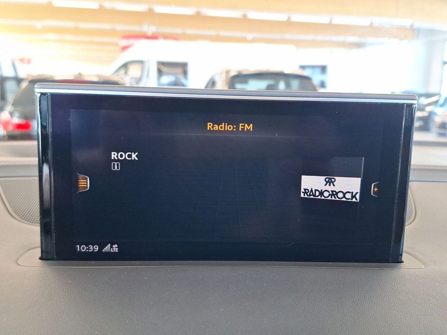 AUDI Q7 2016