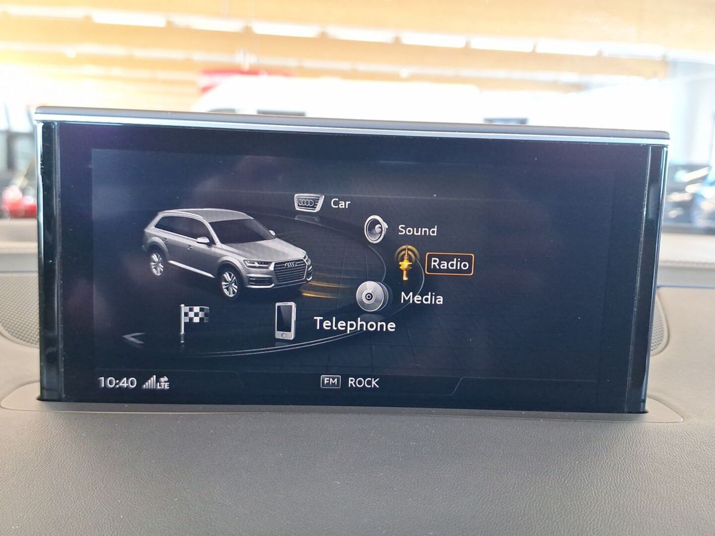 AUDI Q7 2016