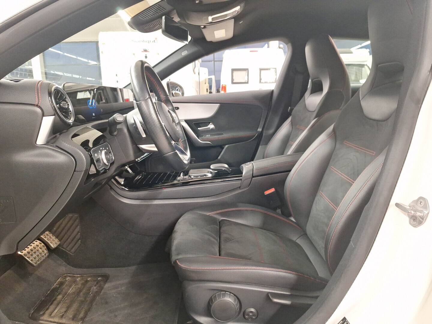 MERCEDES-BENZ CLA 2021