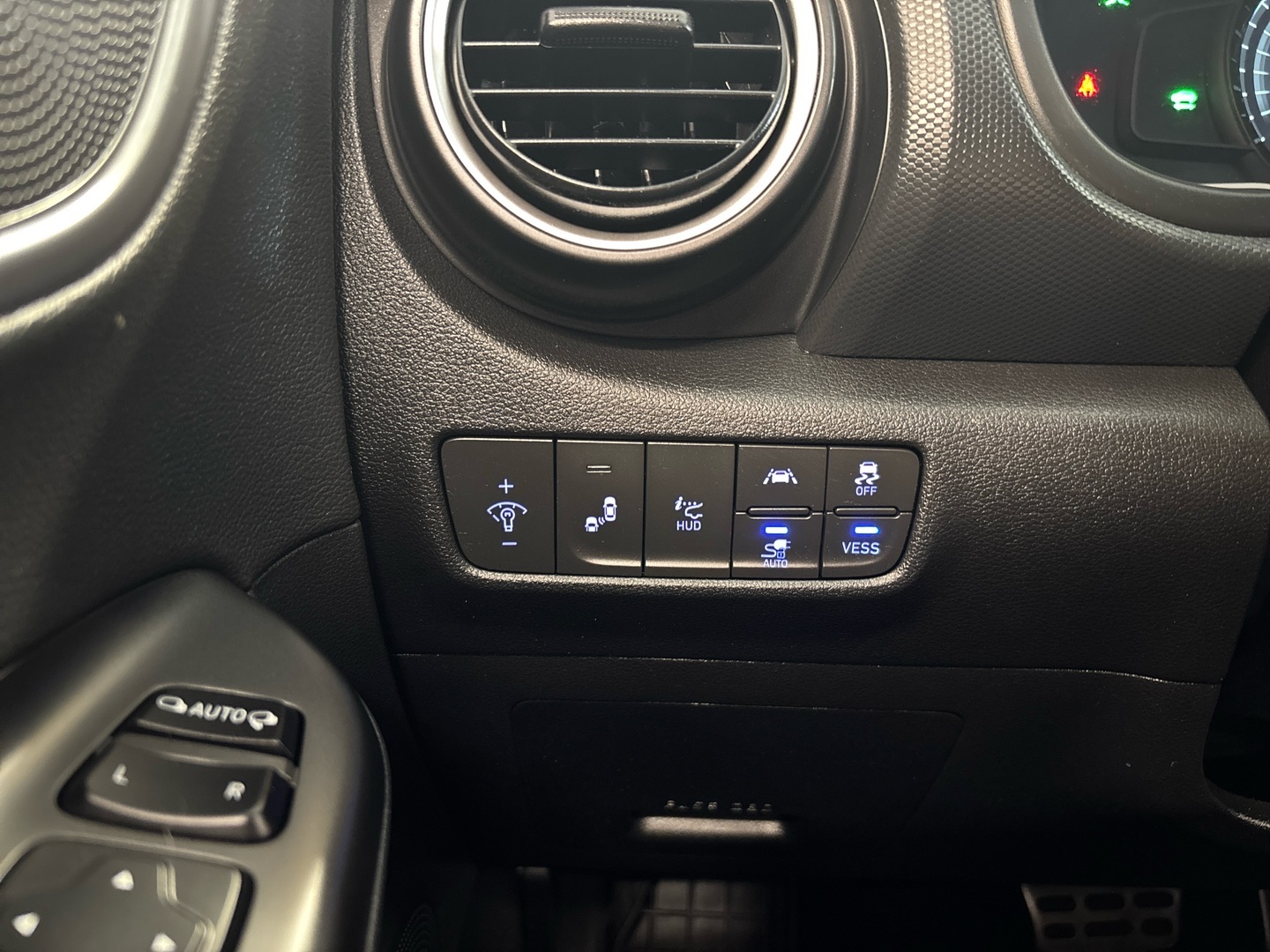HYUNDAI KONA 2019