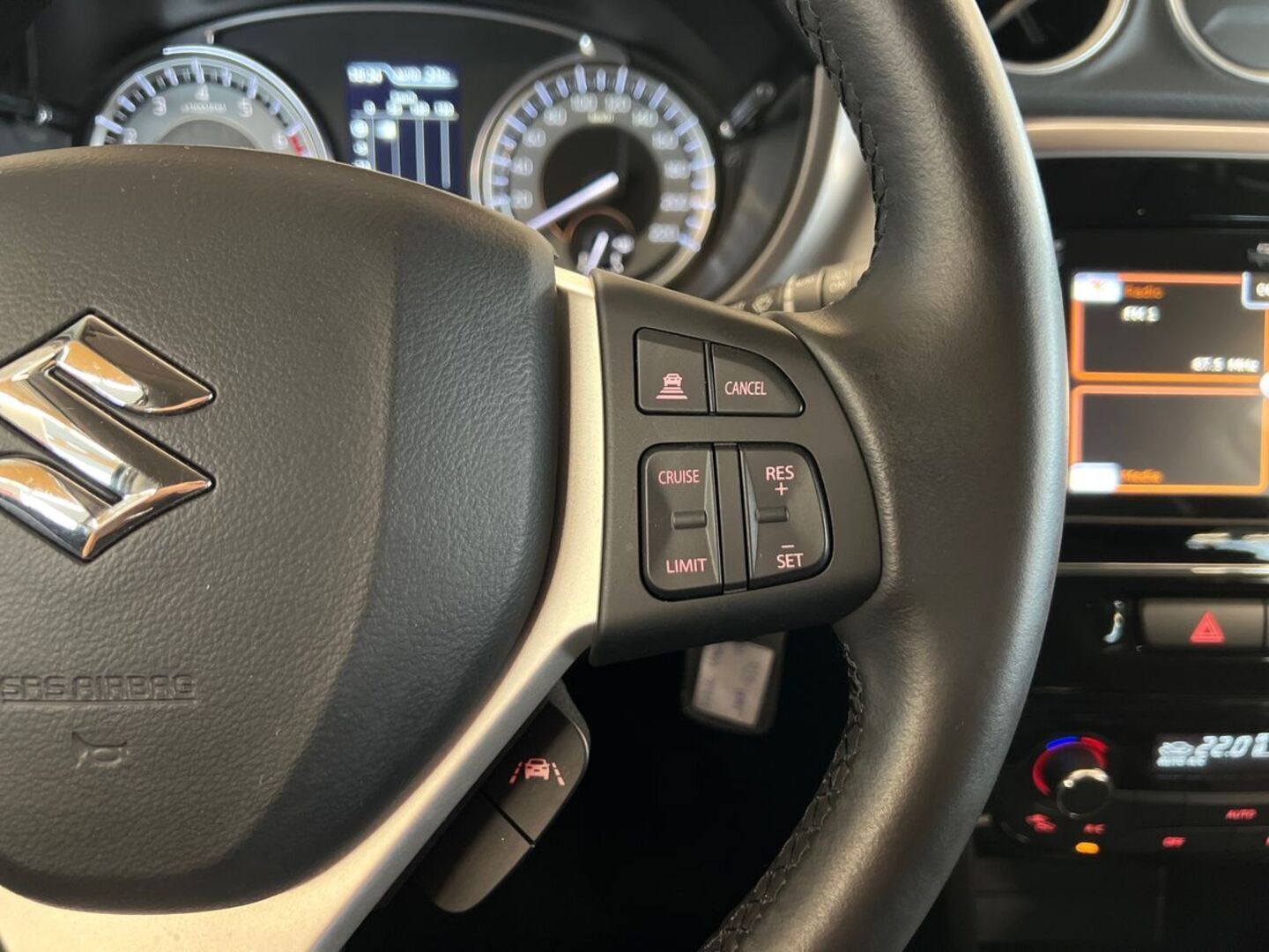 SUZUKI Vitara 2022