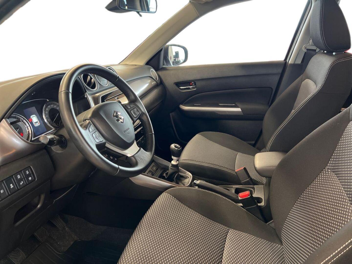 SUZUKI Vitara 2022