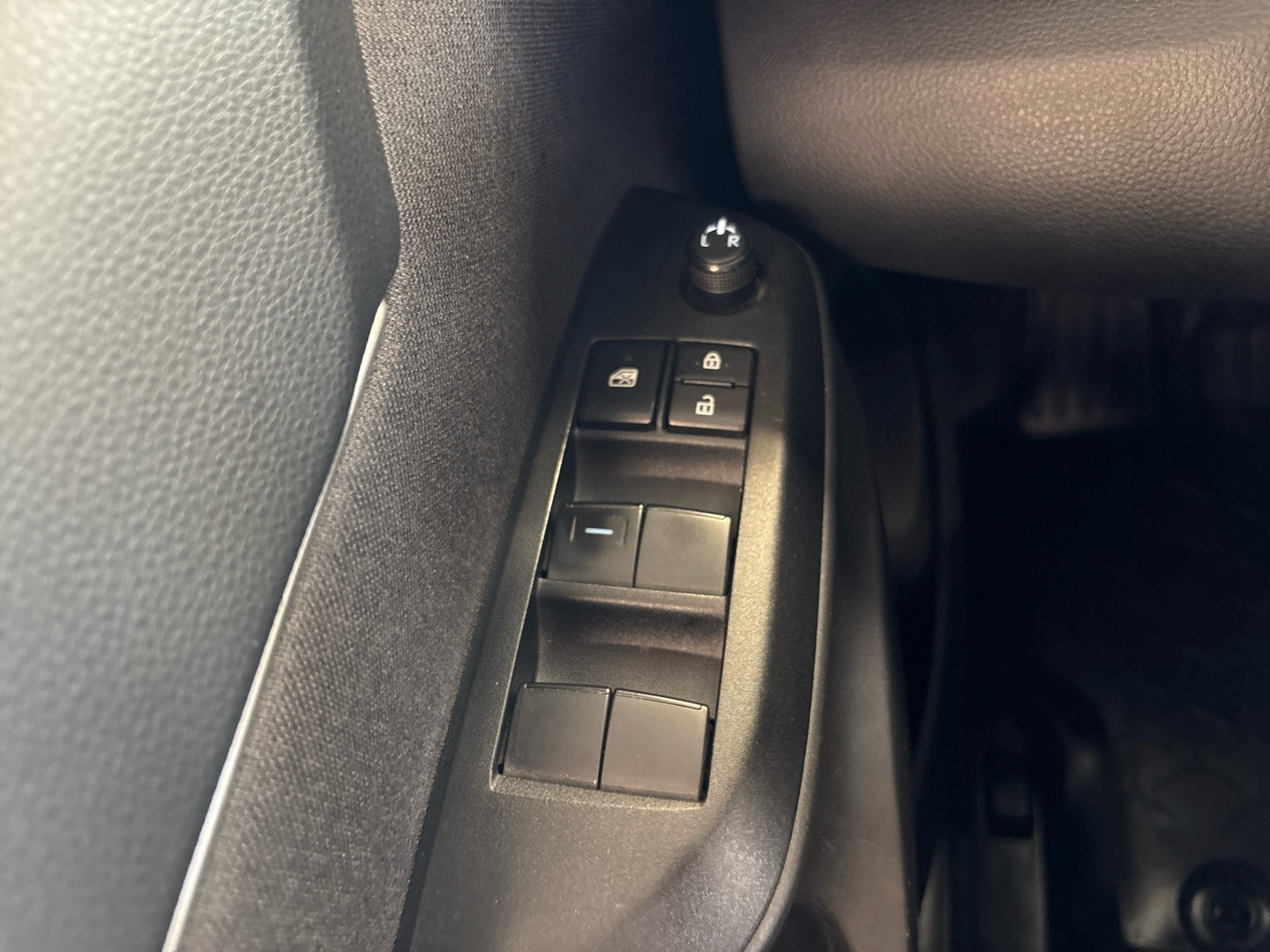TOYOTA Yaris Cross 2025