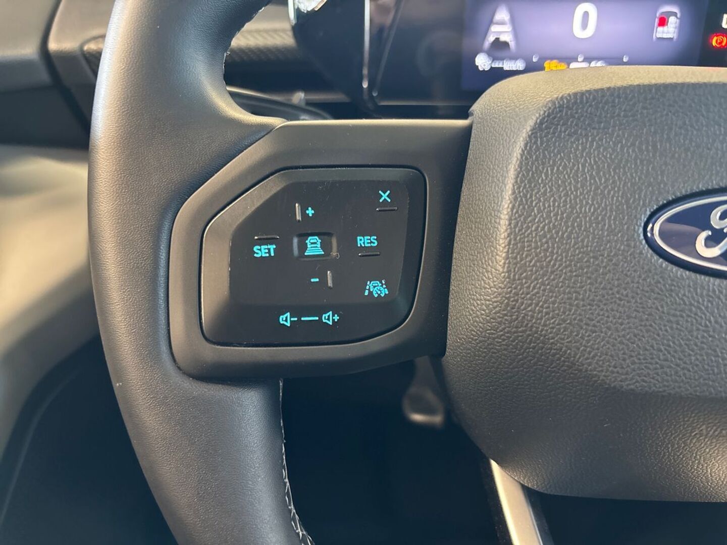 FORD Explorer 2025