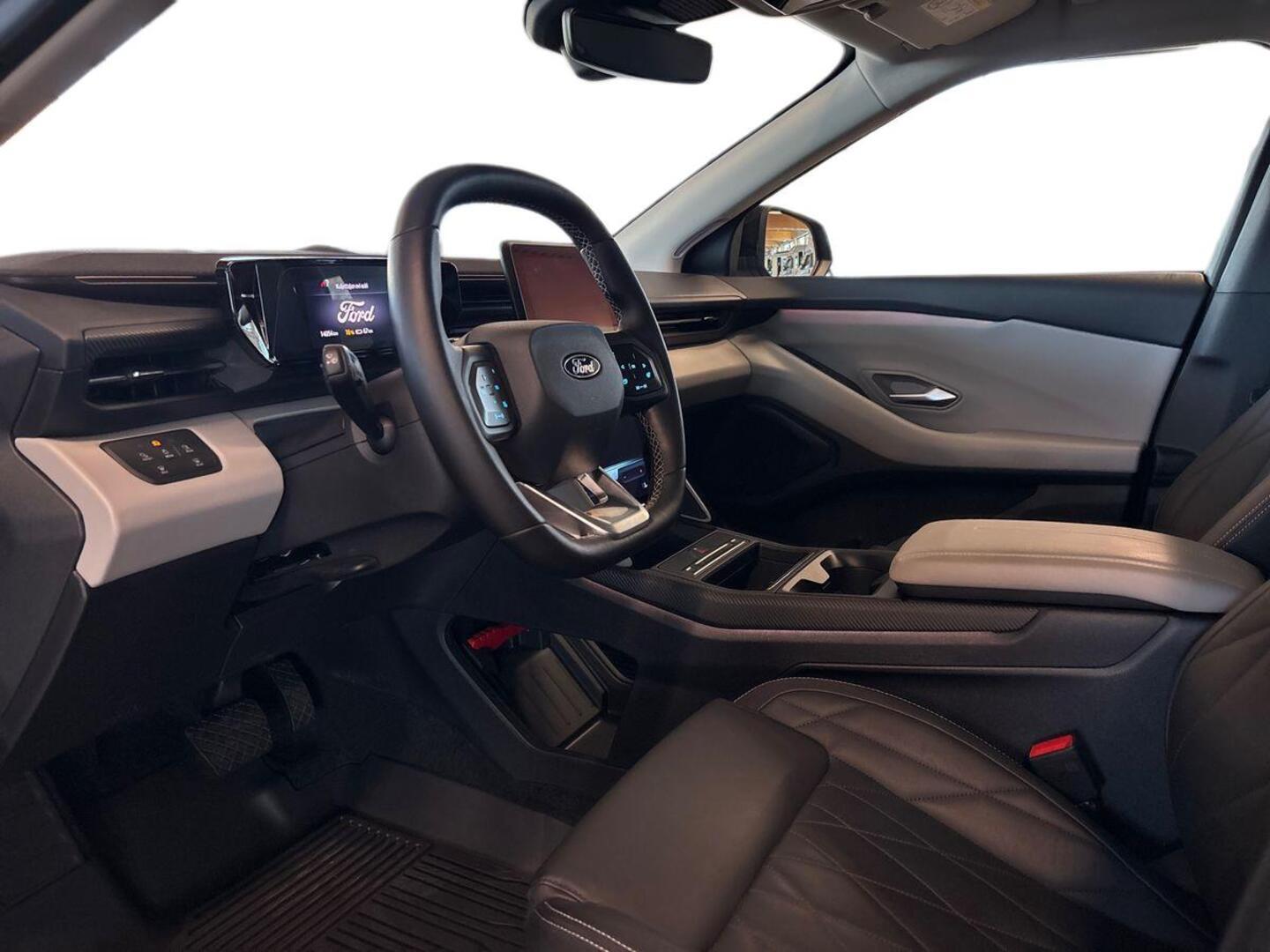 FORD Explorer 2025