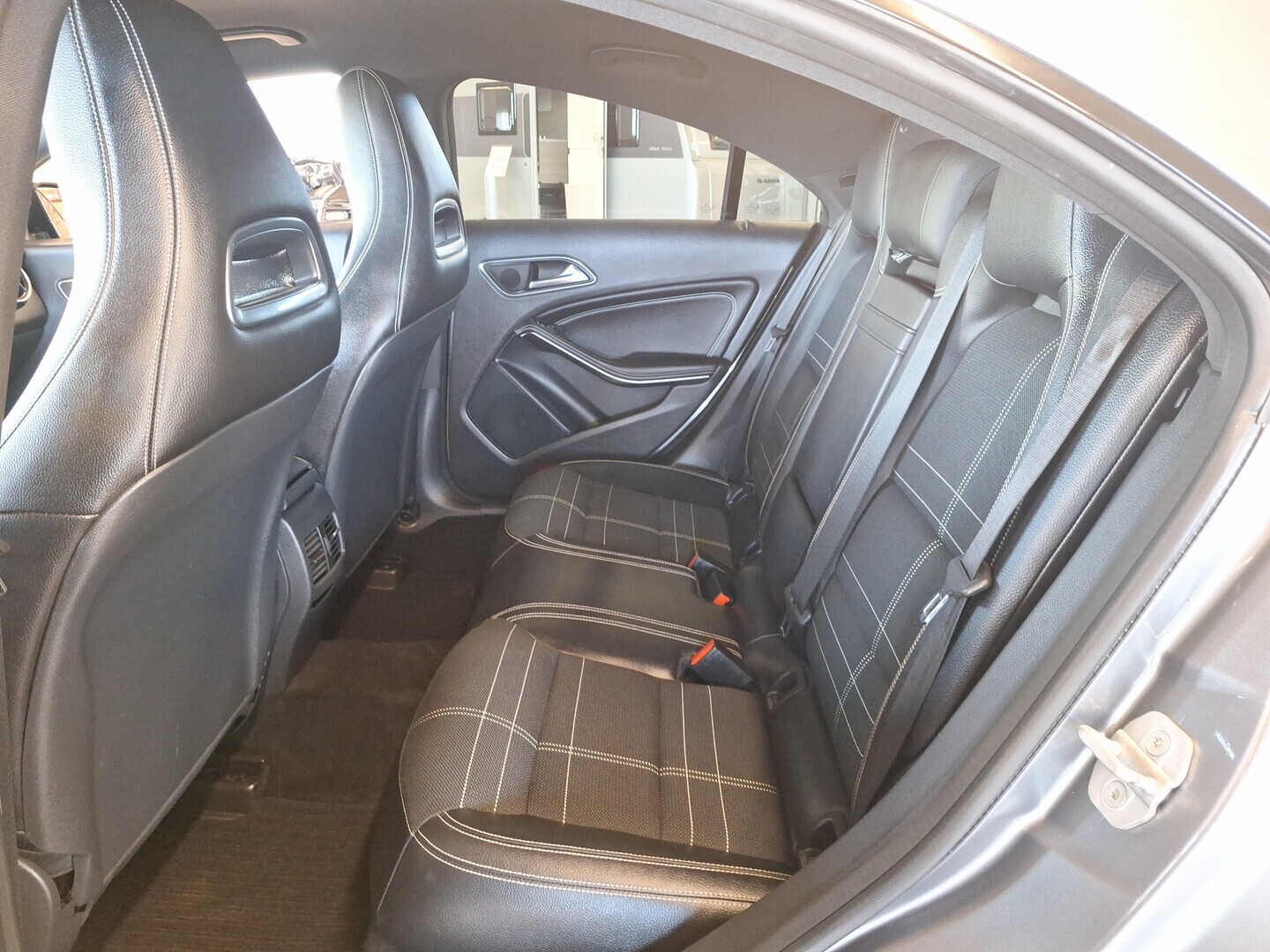 MERCEDES-BENZ CLA 2014