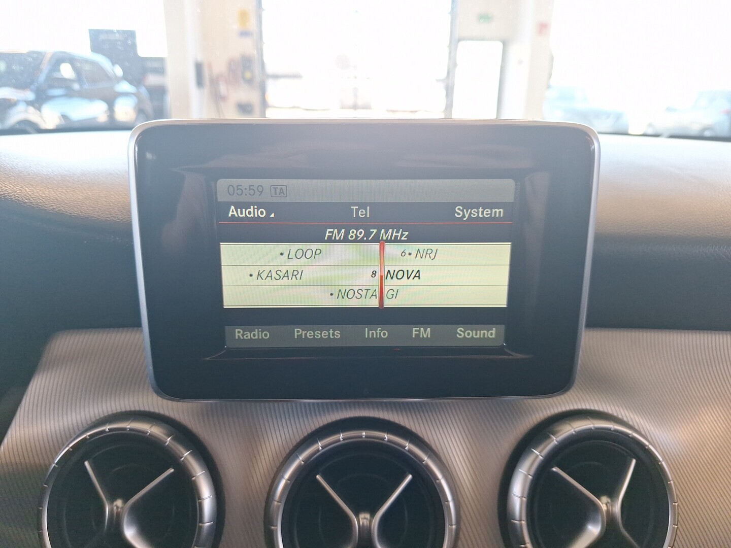 MERCEDES-BENZ CLA 2014