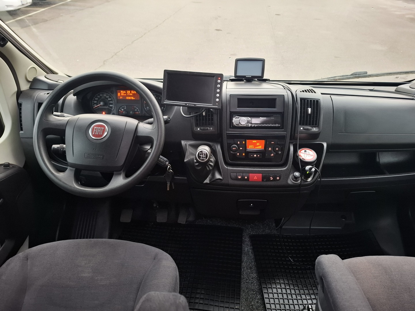 DETHLEFFS GLOBEBUS 2015