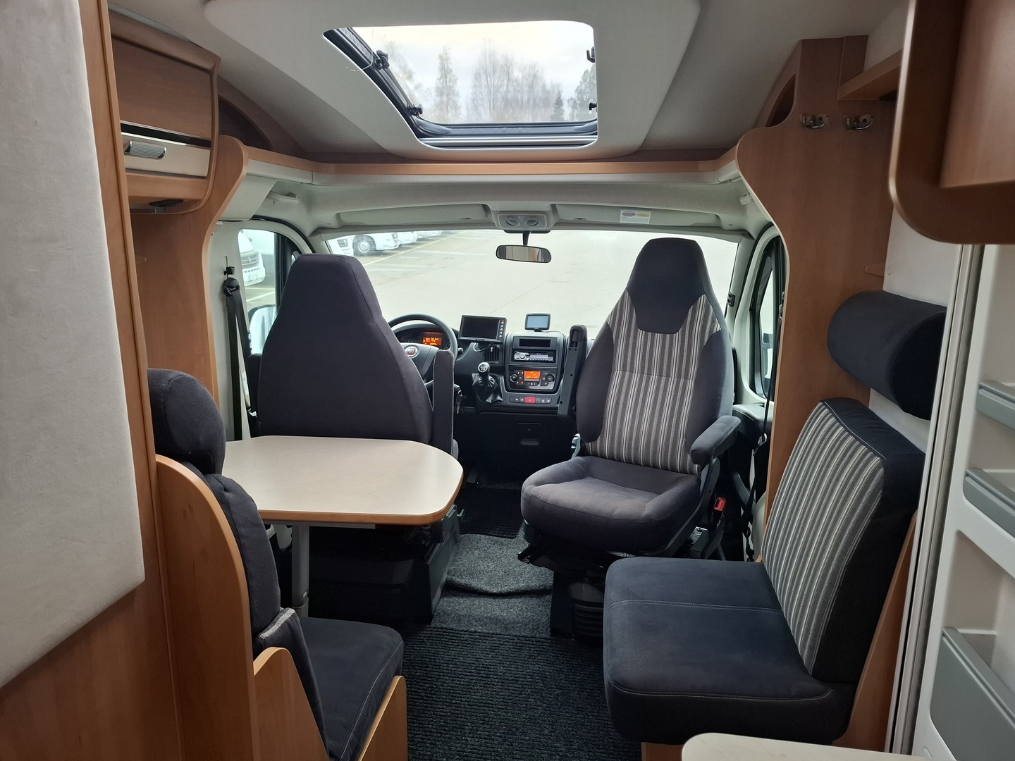 DETHLEFFS GLOBEBUS 2015